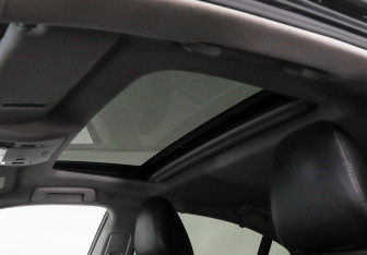 Подержанный автомобиль Lexus ES 2015 года (13 фото)