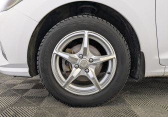 Подержанный автомобиль Hyundai Solaris Sedan 2022 года (12 фото)