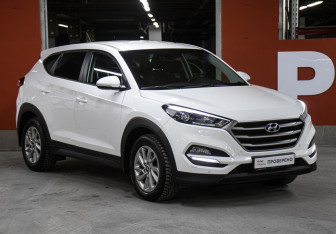 Подержанный автомобиль Hyundai Tucson 2016 года (3 фото)