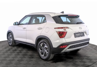 Подержанный автомобиль Hyundai Creta 2021 года (7 фото)