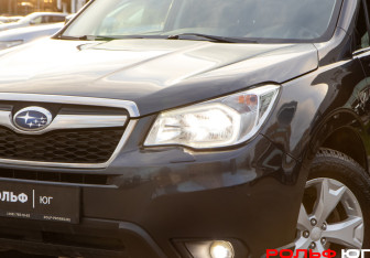 Подержанный автомобиль Subaru Forester Suv 2014 года (20 фото)