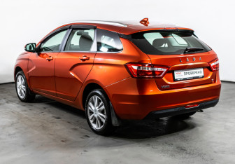 Подержанный автомобиль LADA (ВАЗ) Vesta Wagon 2018 года (7 фото)