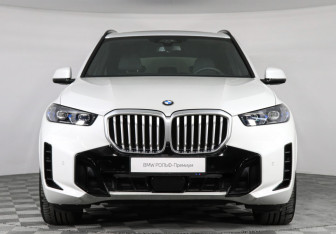 Новый BMW X5 2025 (2 фото)