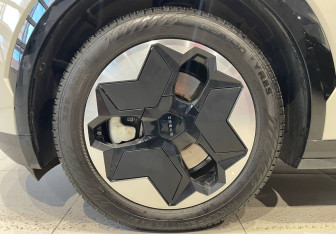 Подержанный автомобиль Zeekr X 2023 года (10 фото)