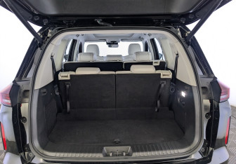 Подержанный автомобиль Exeed VX 2023 года (11 фото)