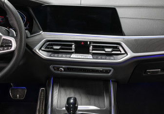 Подержанный автомобиль BMW X7 2019 года (17 фото)