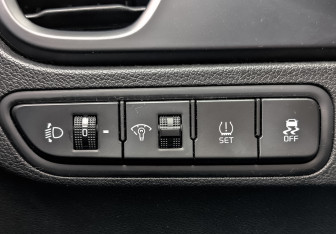 Подержанный автомобиль Kia Rio Sedan 2021 года (25 фото)