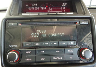 Подержанный автомобиль Mitsubishi Pajero Sport 2014 года (13 фото)