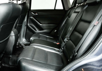 Подержанный автомобиль Mazda CX-5 2015 года (13 фото)