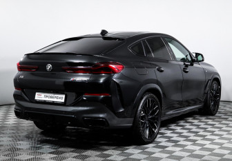Подержанный автомобиль BMW X6 2020 года (5 фото)