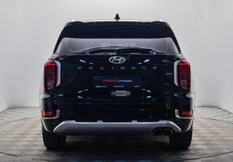 Подержанный автомобиль Hyundai Palisade 2020 года (4 фото)