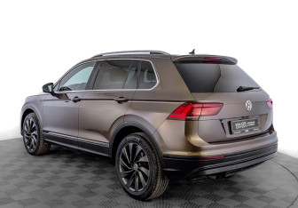 Подержанный автомобиль Volkswagen Tiguan 2018 года (7 фото)