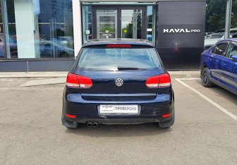 Подержанный автомобиль Volkswagen Golf Hatchback 2012 года (6 фото)