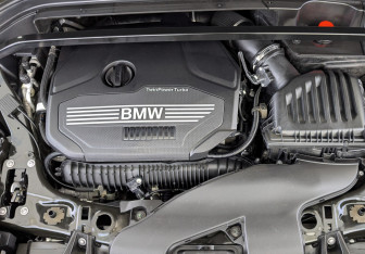 Подержанный автомобиль BMW X1 2019 года (9 фото)