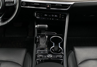 Подержанный автомобиль Kia K5 2022 года (13 фото)