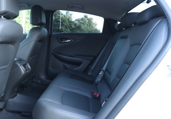 Подержанный автомобиль Chevrolet Malibu Sedan 2019 года (10 фото)