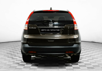 Подержанный автомобиль Honda CR-V 2013 года (4 фото)