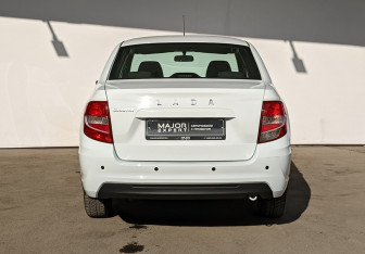 Подержанный автомобиль LADA (ВАЗ) Granta Sedan 2022 года (11 фото)