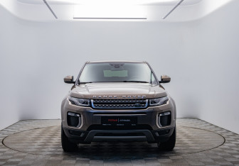 Подержанный автомобиль Land Rover Range Rover Evoque 2017 года (2 фото)