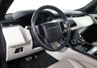 Подержанный автомобиль Land Rover Range Rover Velar 2018 года (13 фото)