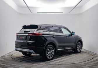Подержанный автомобиль Geely Atlas Pro 2021 года (5 фото)