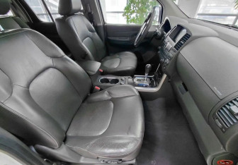 Подержанный автомобиль Nissan Pathfinder 2013 года (19 фото)