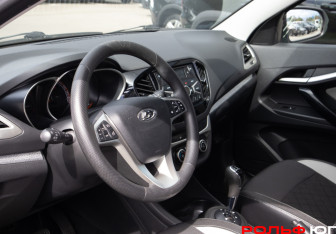 Подержанный автомобиль LADA (ВАЗ) Vesta Wagon 2019 года (10 фото)