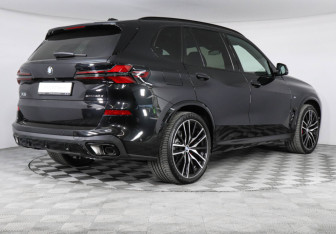Новый BMW X5 2025 (3 фото)