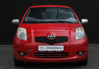 Подержанный автомобиль Toyota Yaris Hatchback 2008 года (2 фото)
