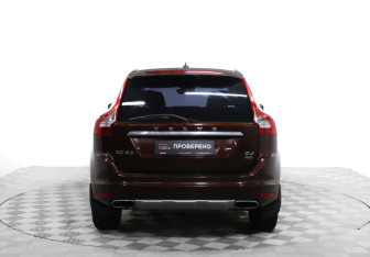 Подержанный автомобиль Volvo XC60 2014 года (6 фото)