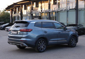 Подержанный автомобиль Chery Tiggo 8 Pro 2021 года (5 фото)