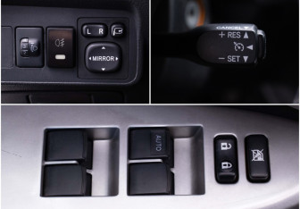 Подержанный автомобиль Toyota Corolla Sedan 2011 года (16 фото)