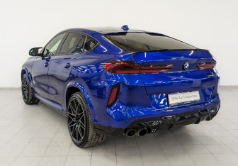 Подержанный автомобиль BMW X6 M 2021 года (7 фото)