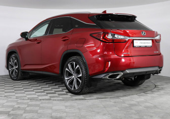 Подержанный автомобиль Lexus RX 2019 года (7 фото)