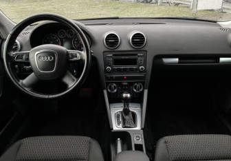 Подержанный автомобиль Audi A3 Hatchback 2013 года (12 фото)