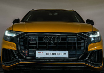Подержанный автомобиль Audi Q8 2018 года (26 фото)