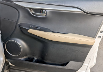 Подержанный автомобиль Lexus NX 2019 года (24 фото)