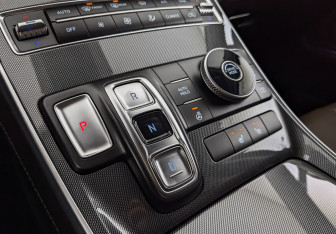 Подержанный автомобиль Hyundai Santa Fe 2022 года (27 фото)