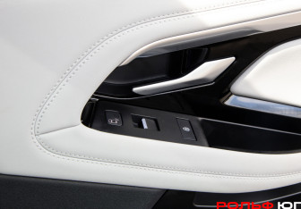 Подержанный автомобиль Land Rover Range Rover Evoque 2020 года (14 фото)