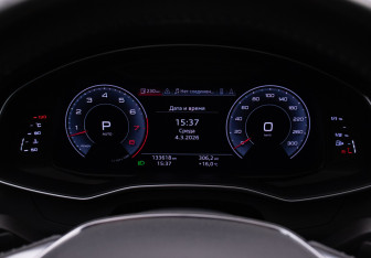 Подержанный автомобиль Audi A7 2018 года (12 фото)