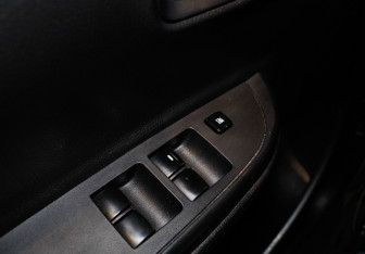 Подержанный автомобиль Mitsubishi L200 2019 года (13 фото)