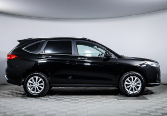 Подержанный автомобиль Haval M6 2023 года (4 фото)