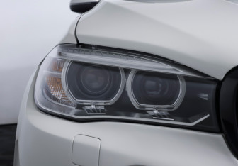 Подержанный автомобиль BMW X6 2018 года (24 фото)