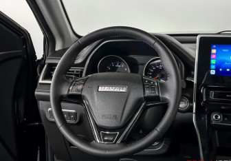 Подержанный автомобиль Haval M6 2023 года (14 фото)