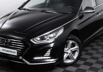 Подержанный автомобиль Hyundai Sonata 2019 года (22 фото)
