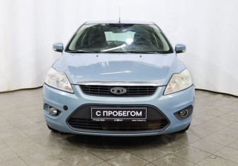 Подержанный автомобиль Ford Focus Hatchback 2009 года (2 фото)