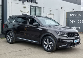 Подержанный автомобиль Kia Sorento 2020 года (3 фото)