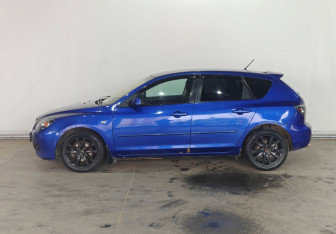 Подержанный автомобиль Mazda 3 Hatchback 2007 года (7 фото)