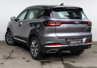 Подержанный автомобиль Chery Tiggo 7 Pro 2022 года (7 фото)