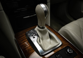 Подержанный автомобиль Infiniti FX 2013 года (20 фото)